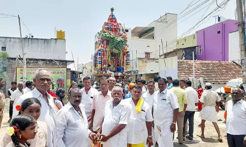 சிவசுப்பிரமணியர் சாமி கோவிலில் தேரோட்டம்