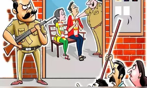 இன்ஸ்டாகிராம் மூலம் பழகி திருமணம் செய்து கொண்ட காதல் ஜோடி