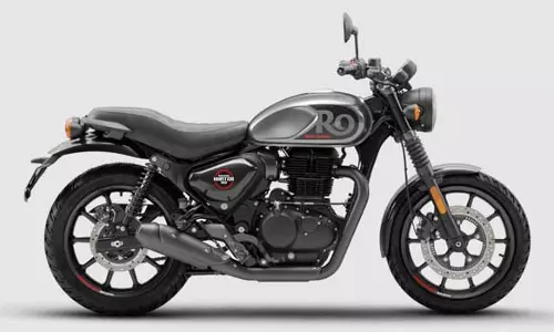 2023 நிதியாண்டில் மட்டும் 8.34 லட்சம் யூனிட்கள் - விற்பனையில் அசத்திய ராயல் என்பீல்டு