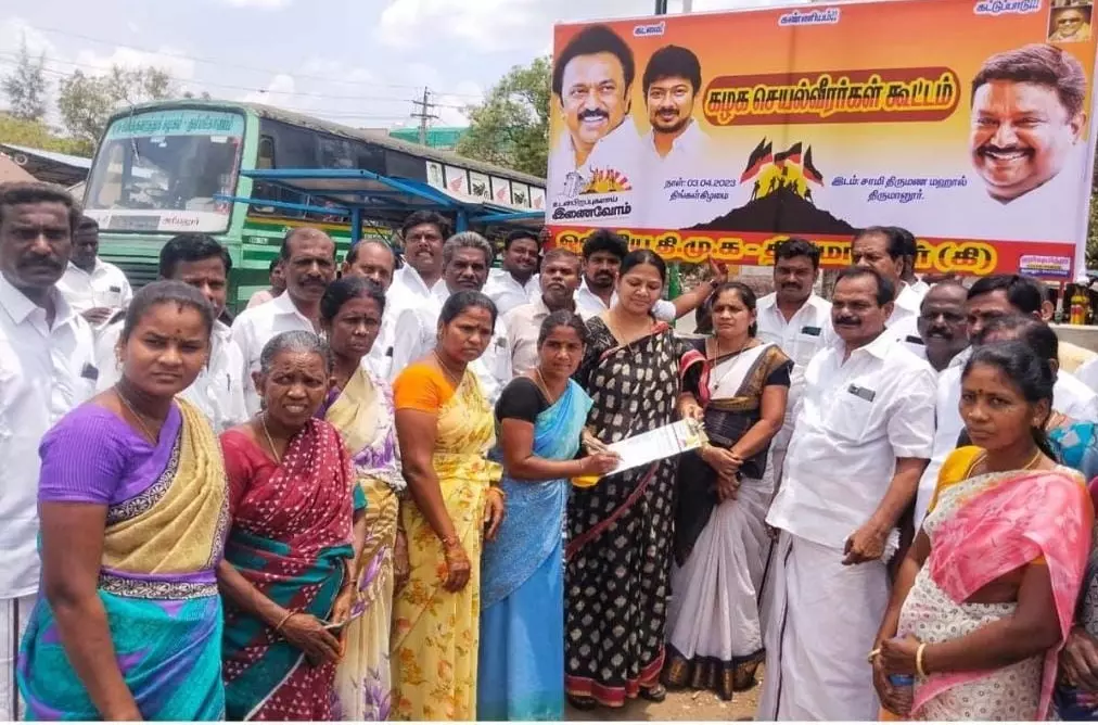 திருமானூரில் ஒன்றிய தி.மு.க. செயல்வீரர்கள் கூட்டம் திருமானூரில் ஒன்றிய தி.மு.க. செயல்வீரர்கள் கூட்டம்