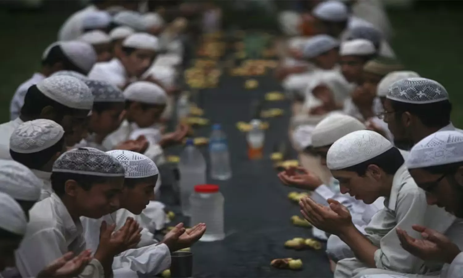 தர்மத்தில் சிறந்தது புனித ரமலானில் வழங்கப்படும் தர்மமே