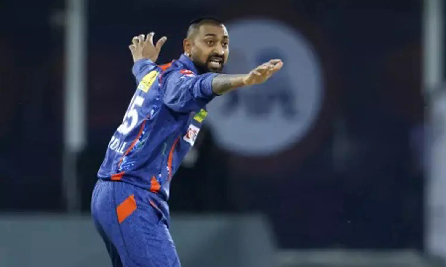 லக்னோ அபார பந்துவீச்சு - ஐதராபாத்தை 121 ரன்களில் கட்டுப்படுத்தியது லக்னோ அபார பந்துவீச்சு - ஐதராபாத்தை 121 ரன்களில் கட்டுப்படுத்தியது