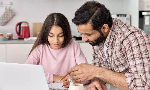 முழுமையான கல்வியே நிரந்தர உயர்வுக்கு வழி