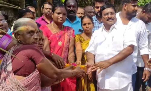 வாய்க்கால் அமைக்கும் பணி-எதிர்க்கட்சித் தலைவர் சிவா தொடங்கி வைத்தார்