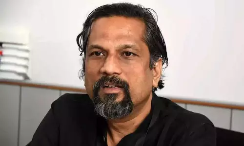 ஆங்கிலம் தெரியாதவர்கள் முட்டாள்கள் என்ற எண்ணத்தை மாற்ற வேண்டும்- ஸ்ரீதர் வேம்பு கருத்து