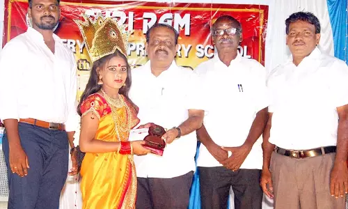 மழலையர் தொடக்கப்பள்ளி ஆண்டு விழா