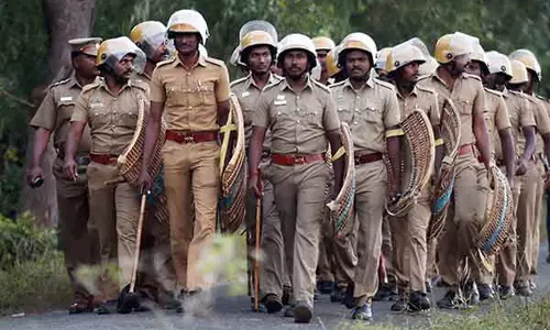 ஆயுதப்படை போலீசார் 59 பேர் போலீஸ்  நிலையங்களுக்கு இடமாற்றம்