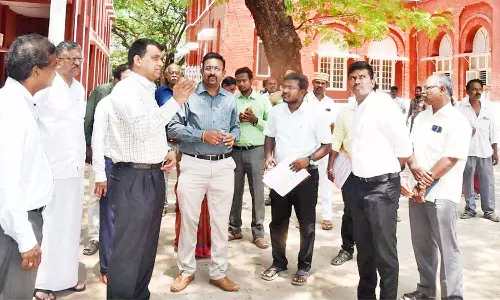 தஞ்சை அருங்காட்சியகத்தில் அரசு முதன்மை செயலாளர் ஆய்வு