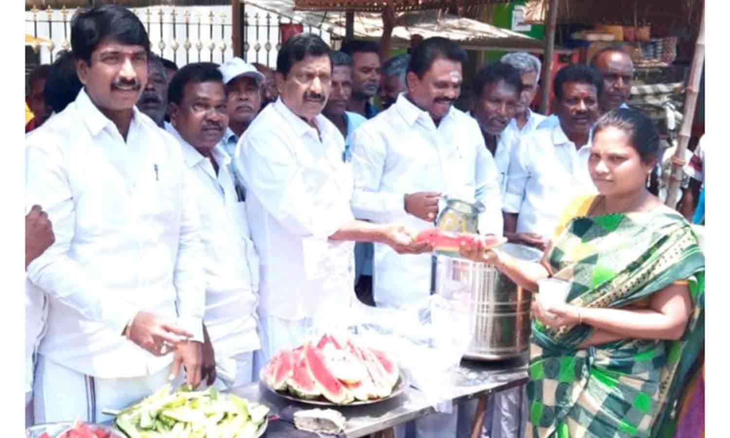 அ.தி.மு.க. நீர்மோர் பந்தல்-அன்பழகன் திறந்து வைத்தார்