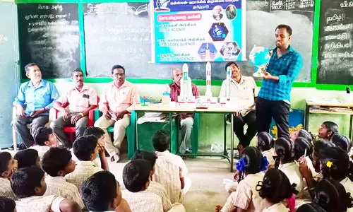 அரசு பள்ளியில் அறிவியல் விழிப்புணர்வு நிகழ்ச்சி