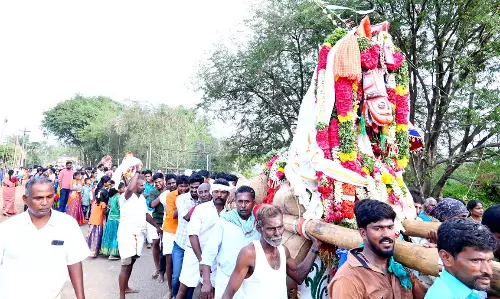 புரவி எடுப்பு விழா