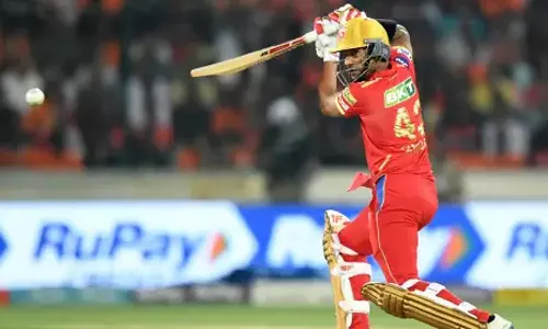 ஷிகர் தவான் பொறுப்பான ஆட்டம் - ஐதராபாத் வெற்றி பெற 144 ரன்களை இலக்காக நிர்ணயித்தது பஞ்சாப்