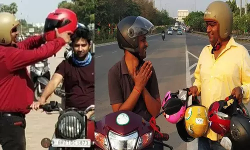 56 ஆயிரம் பேருக்கு ஹெல்மெட்டுகளை இலவசமாக வழங்கிய ஹெல்மெட் மனிதர்- இதுவரை ரூ.2 கோடி செலவு செய்துள்ளார்