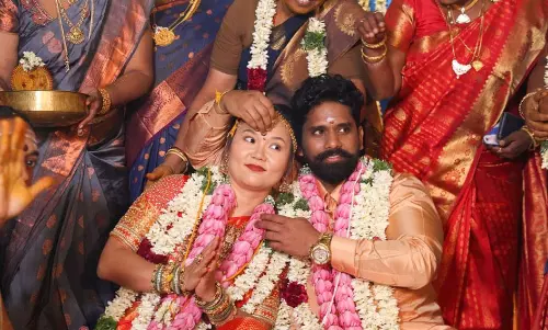 கடல் கடந்த காதல்- சீன பெண்ணை மணந்த கடலூர் வாலிபர்