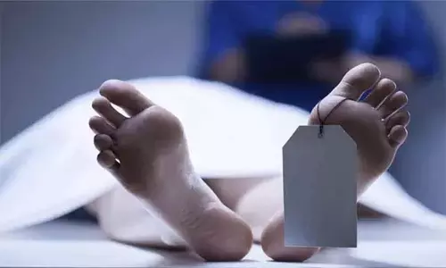 ஏரியில் ஆண் பிணம்