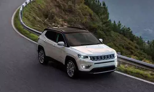 கார்களுக்கு ரூ. 2 லட்சம் வரை விலை குறைப்பு - ஜீப் இந்தியா அதிரடி!