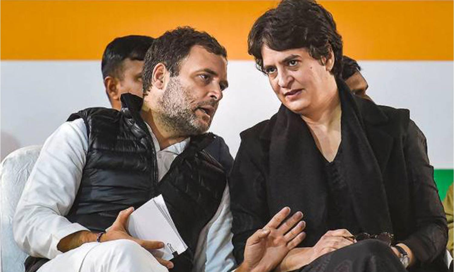 பாராளுமன்ற தேர்தலில் பிரியங்காவை முன்னிலைபடுத்த காங்கிரஸ் திட்டமா?- வயநாடு பொதுக்கூட்டத்தில் ராகுலுடன் பங்கேற்கிறார்