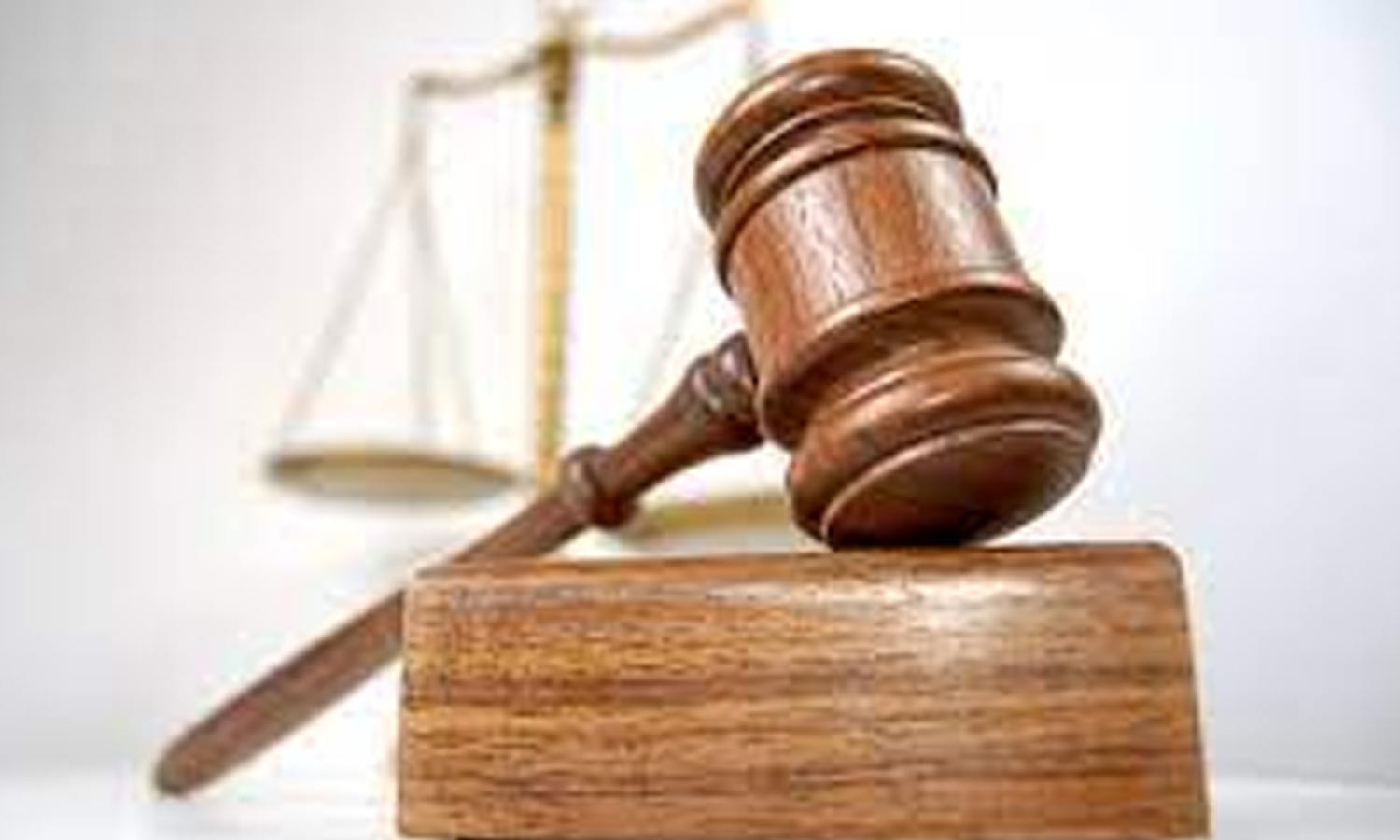 கேரளாவில் வருமானத்துக்கு அதிகமாக சொத்து குவித்ததாக முன்னாள் காங்கிரஸ் மந்திரிக்கு சம்மன்