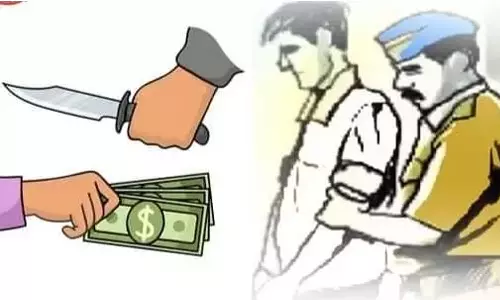 வழிப்பறியில் ஈடுபட்ட 5 பேர் கைது