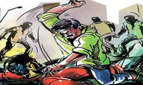 சங்கரன்கோவிலில் பீர் பாட்டிலால் கட்டிட தொழிலாளி மண்டை உடைப்பு