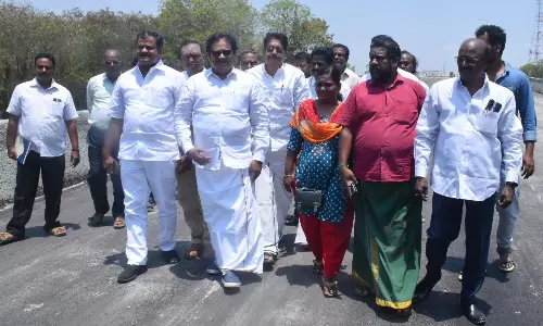 நிறுத்தி வைக்கப்பட்டுள்ள மசோதாக்களுக்கும் ஆளுநர் கையெழுத்திட வேண்டும்