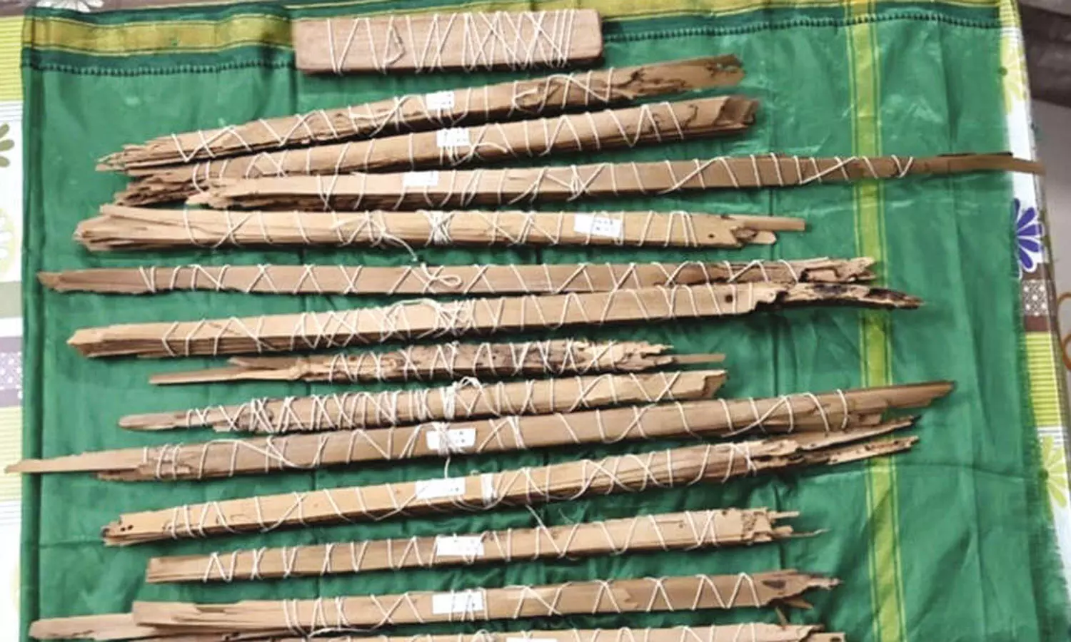 நம்மாழ்வார் இயற்றிய திருவாய்மொழி உரை ஓலைச்சுவடி- ஆழ்வார் திருநகரி கோவிலில் கண்டுபிடிப்பு