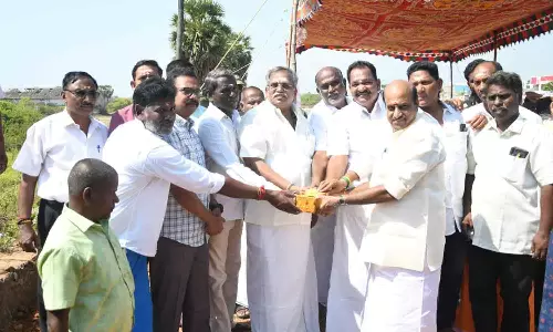 புதிய டீசல் நிலையம் அமைக்க பூமி பூஜை-சபாநாயகர் ஏம்பலம் செல்வம் தொடங்கி வைத்தார்