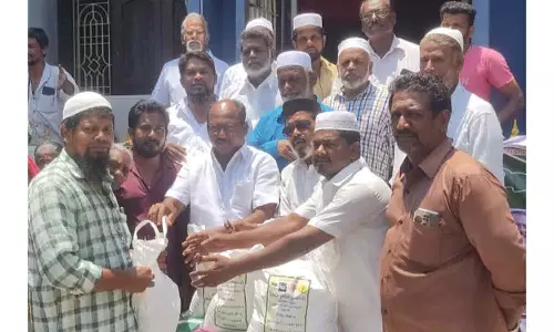 இந்திய யூனியன் முஸ்லிம் லீக் சார்பில் நலத்திட்ட உதவிகள்