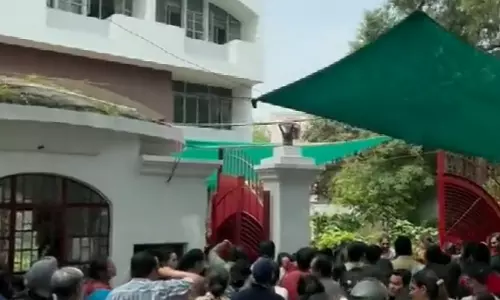 டெல்லி பள்ளிக்கு வெடிகுண்டு மிரட்டல்- மாணவர்கள் வெளியேற்றம்