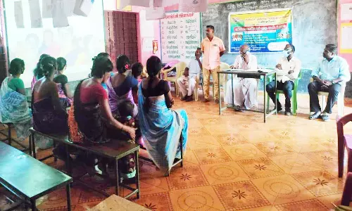 பள்ளி மேலாண்மை குழு கூட்டம்