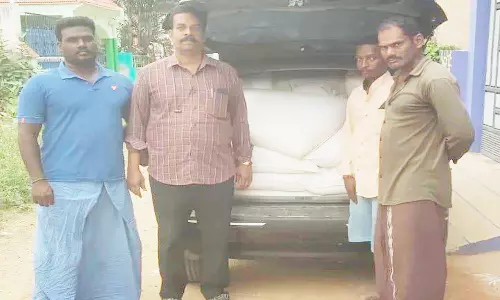 வெளி மாநிலத்திற்கு கடத்த முயன்ற 1 டன் ரேசன் அரிசி பறிமுதல்