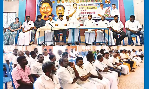 அ.தி.மு.க. முப்பெரும் விழாவில் 1 லட்சம் பேர் பங்கேற்க வேண்டும்