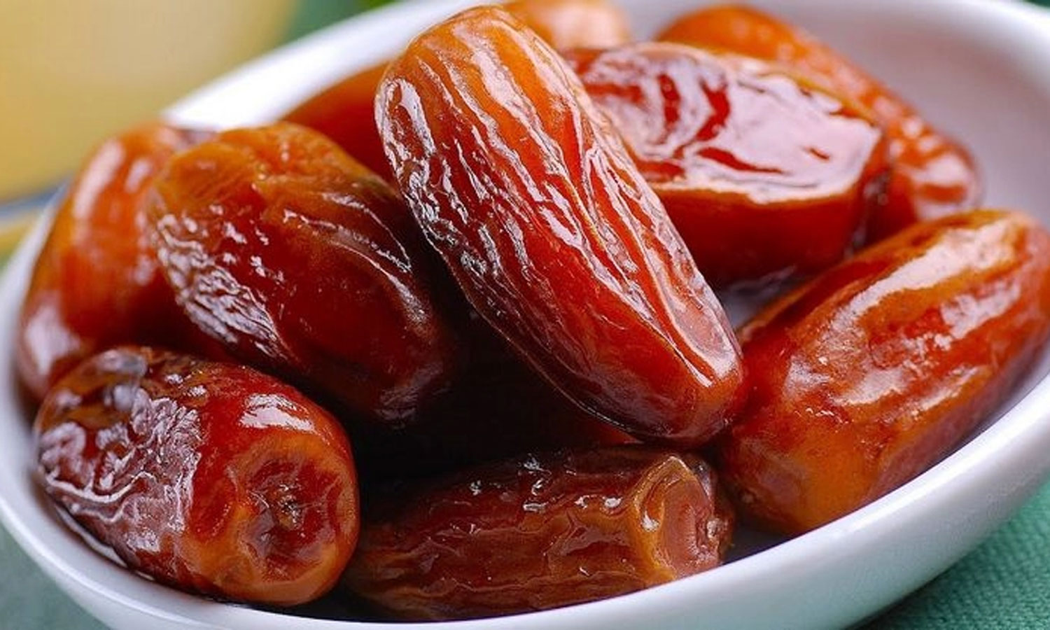 ரம்ஜான் பண்டிகையையொட்டி தமிழகத்தில் பேரீச்சம் பழங்கள் விற்பனை சூடுபிடித்தது