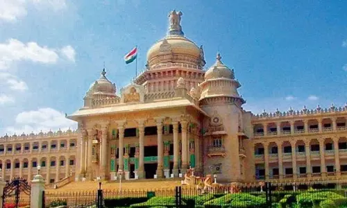 சூடுபிடிக்கும் சட்டசபைத் தேர்தல்- கர்நாடகாவில் வேட்புமனு தாக்கல் இன்று தொடக்கம்