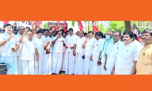 அண்ணா தொழிற்சங்கம் கண்டன ஆர்ப்பாட்டம்