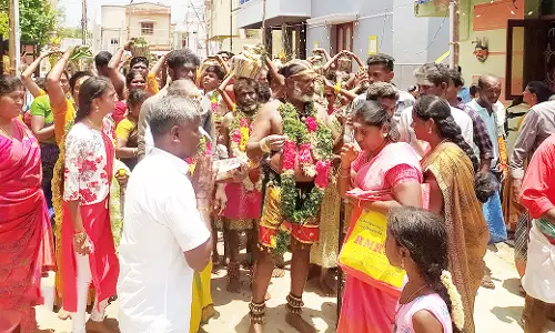 முத்துமாரியம்மன் கோவிலுக்கு பால்குட ஊர்வலம்