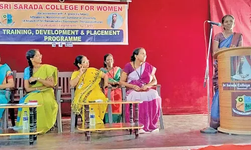 சாரதா கல்லூரியில் வளாக நேர்காணல்