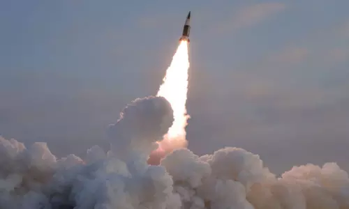 வலுக்கும் கண்டனம்- மீண்டும் ஏவுகணை சோதனை நடத்திய வடகொரியா