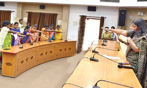 நாமக்கல் கலெக்டர் அலுவலகத்தில் சமத்துவ நாள் உறுதிமொழி ஏற்பு