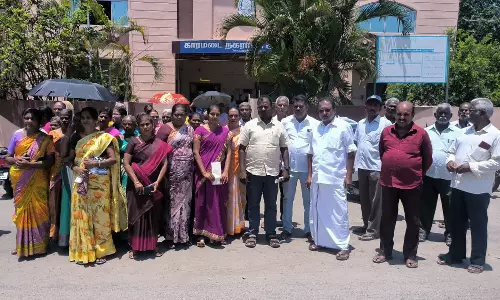 மேட்டுப்பாளையம் நகராட்சி அலுவலகத்தை முற்றுகையிட்ட பொதுமக்கள்