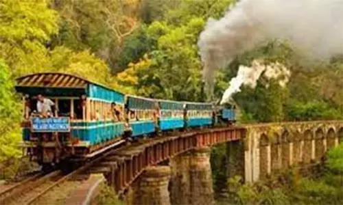 மேட்டுப்பாளையம்-ஊட்டி இடையே கோடை கால சிறப்பு மலை ரெயில் சேவை