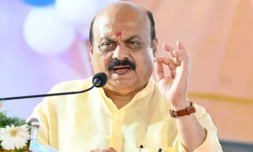 சில தலைவர்கள் சென்றாலும் தொண்டர்கள் பா.ஜனதாவில் உறுதியாக உள்ளனர்: பசவராஜ் பொம்மை