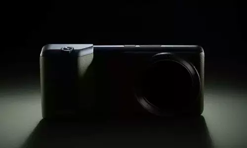 ஸ்மார்ட்போனை கேமராவாக மாற்றும் புதிய சாதனம்... சியோமி வெளியிட்ட சூப்பர் டீசர்..!