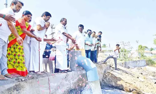 திருப்பூர் தெற்கு மாநகர பகுதியில் 4-வது திட்ட குடிநீர் சோதனை ஓட்டம் தொடங்கியது - மேயர் ஆய்வு