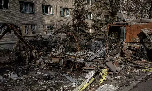 கிழக்கு உக்ரைனில் ரஷியா தாக்குதலில் 8 பேர் பலி