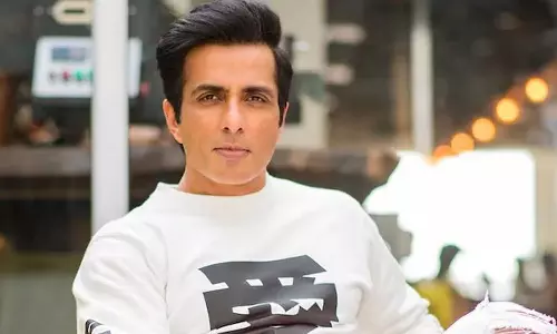 ஒரு ஏக்கர் நிலத்தில் செய்யப்பட்ட சாதனை.. மிரள வைத்த சோனுசூட் ரசிகர்கள்