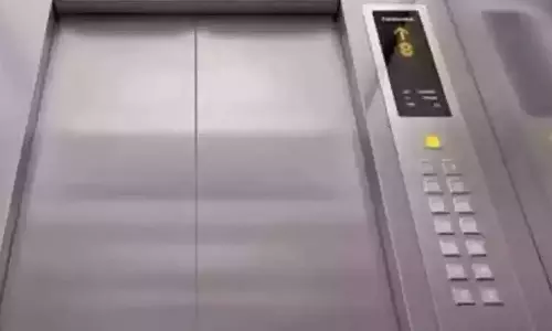 ஓட்டலில் தரைதளத்தில் லிப்ட் மோதி 9 பேர் படுகாயம்