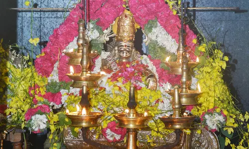 அய்யப்பன் கோவிலில் சிறப்பு பூஜை