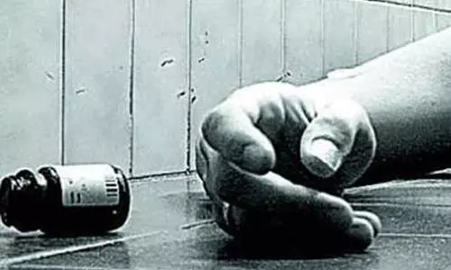 திருமணமான ஒரு வருடத்தில்  கணவன் -மனைவி தகராறில் விவசாயி  விஷம் குடித்து தற்கொலை