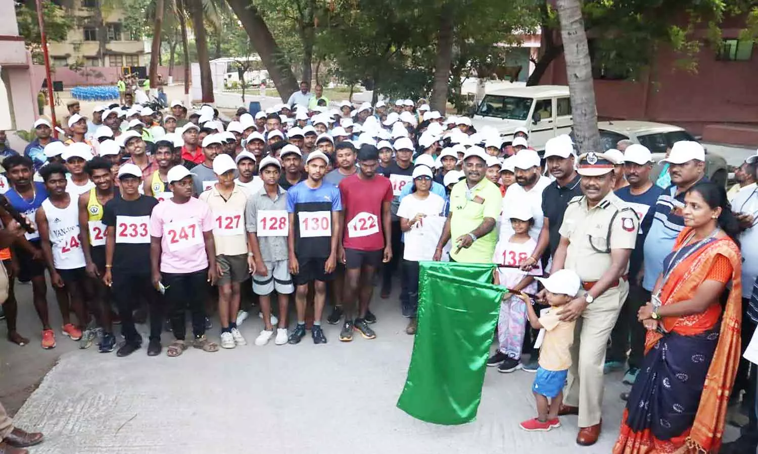 வேலூரில் தீ தடுப்பு விழிப்புணர்வு மாரத்தான் வேலூரில் தீ தடுப்பு விழிப்புணர்வு மாரத்தான்